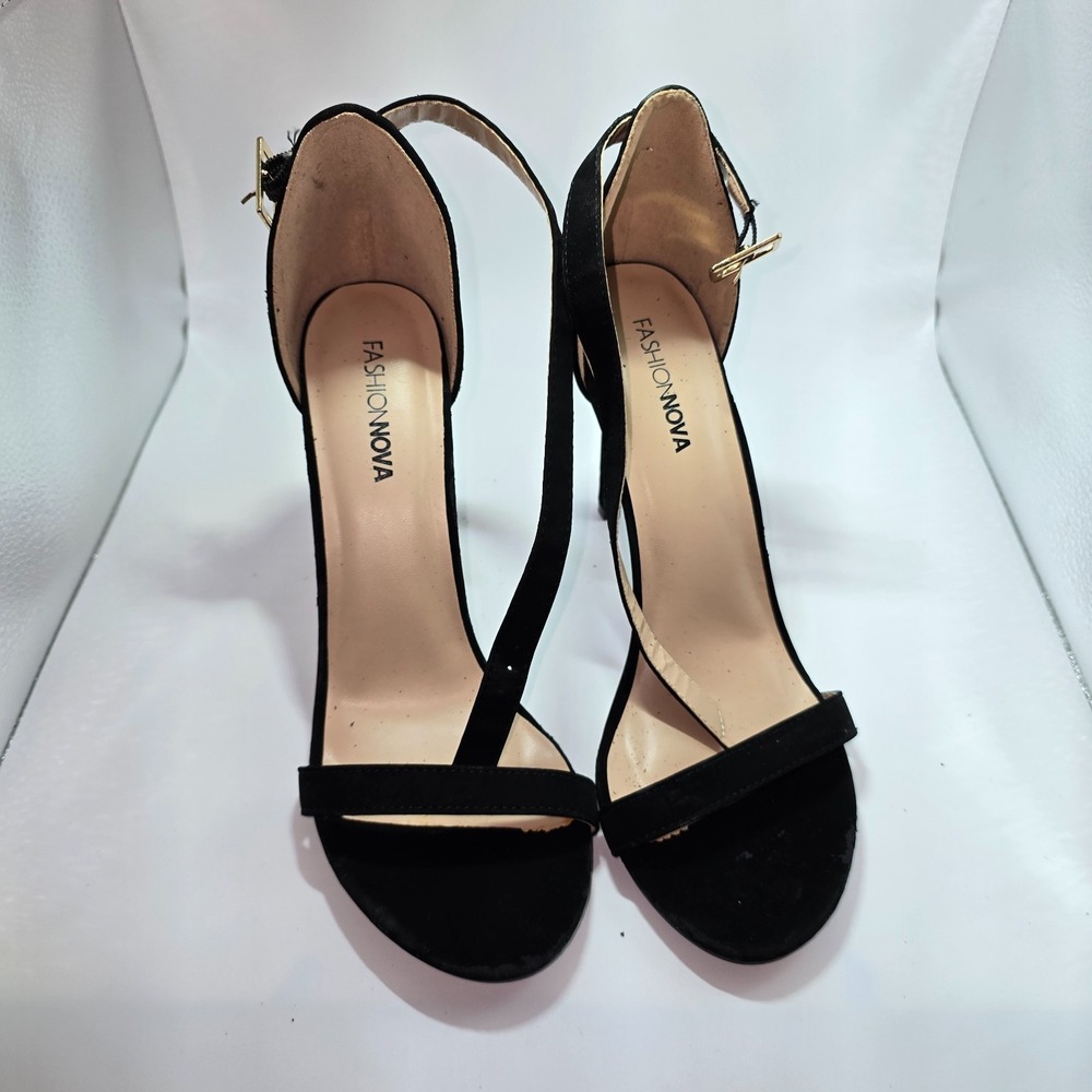 Fashion Nova Women's Ankle Strap Suede Black size 8.5